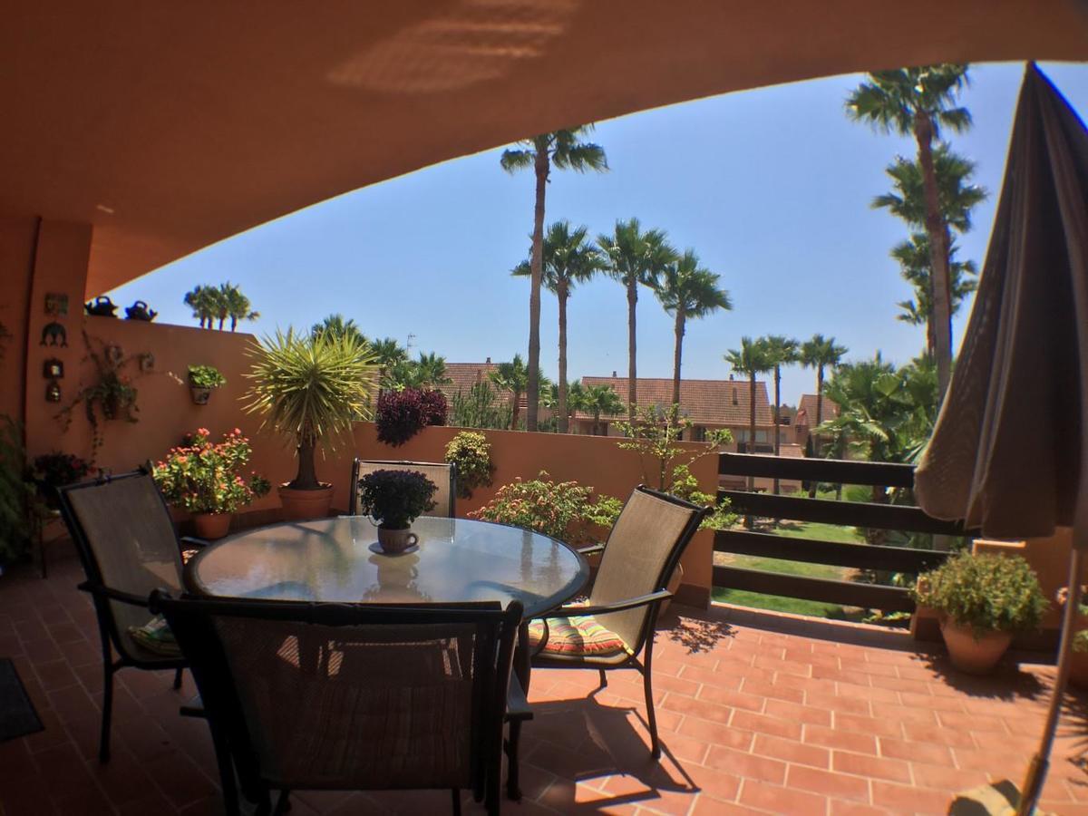 2236-Lovely Groundfloor With Pool View Casares Exteriör bild