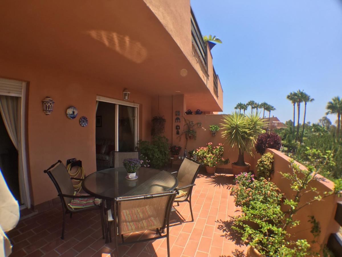 2236-Lovely Groundfloor With Pool View Casares Exteriör bild